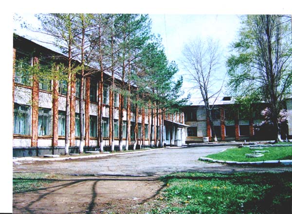 SchoolNikolaevka.jpg